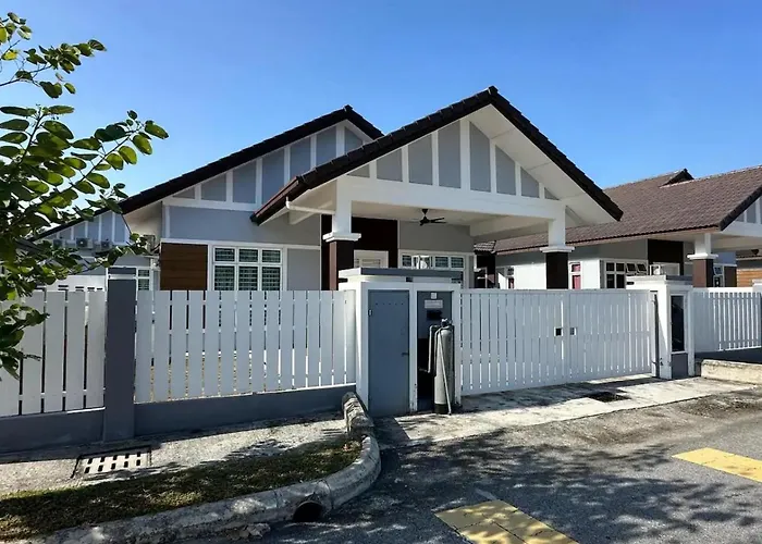 Live Well Homestay Senawang